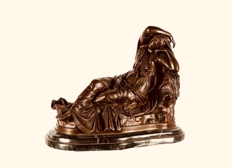 Reclining Figure